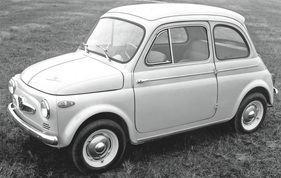 Steyr-Puch 500 D von 1960 (2-Zyl.-Boxer-Heckmotor. luftgekühlt, 493 cm3, 16 PS) - 1957–1973 (1960)