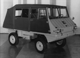 Steyr-Puch Haflinger (1962) - mit geschlossenem Verdeck