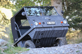 Steyr-Puch Haflinger 706 (703 AP, 1973) - bewältigt auch steile Steigungen problemlos