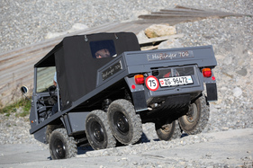 Steyr-Puch Haflinger 706 (703 AP, 1973) - mindestens eine Achse hat immer Bodenkontakt Steyr-Puch Haflinger 706 (703 AP, 1973) - mindestens eine Achse hat immer Bodenkontakt