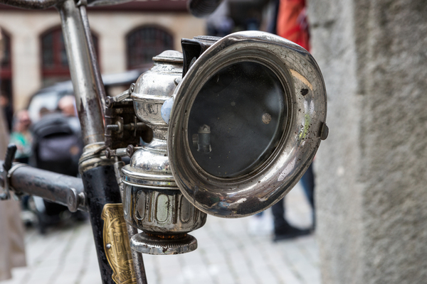 Stilechte Fahrradbeleuchtung – Tübingen Classic Oldtimerfestival 2025