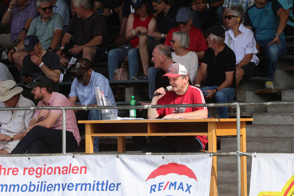Bild Streckensprecher Elio Crestani - Oldtimer GP Brugger Schachen 2024