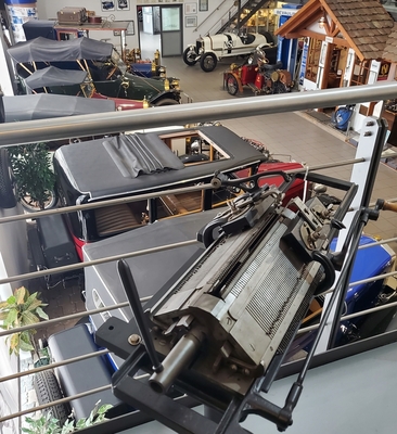 Bild: Strickmaschine von NSU im Museum Autovision in Altlußheim