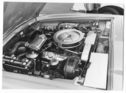 Bild: Studebaker Avanti (1963) - Blick in den Motorraum