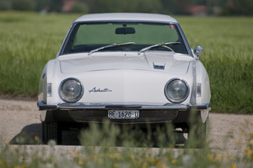 Studebaker Avanti (1963)