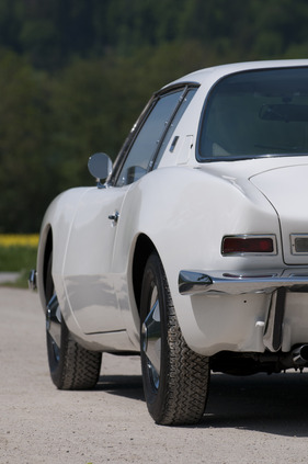 Studebaker Avanti (1963)