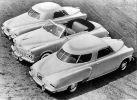 Studebaker Champion (1948) - zusammen mit der ganzen Modellpalette