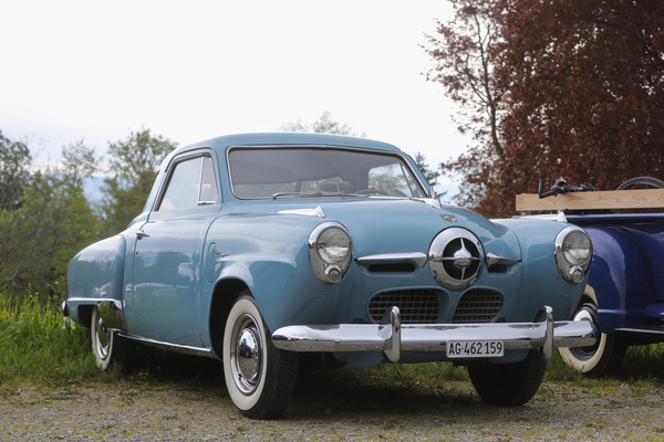 Bild: Studebaker Champion (1950) - im Raketen-Design - Albisgütli Classic Cars & Bikes April 2023