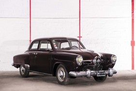 Studebaker Champion 4 Door Sedan (1950) - als Lot 02 angeboten an der Artcurial "On the Road" Versteigerung am 9. Oktober 2016