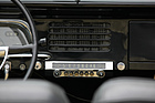 Studebaker Champion Convertible (1951) - Einfaches Radio mit immerhin sechs Sender-Tasten