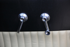 Studebaker Champion Convertible (1951) - Türöffner und Fensterkurbel