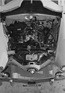 Studebaker Commander (1951) - Blick unter die Haube der V8-Version
