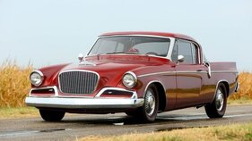 Studebaker Golden Hawk Restomod (1956) - als Lot 145 an der Broad Arrow Chattanooga Auction 2024