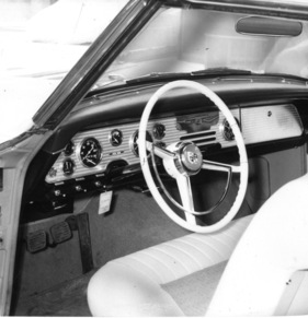 Studebaker Hawk (1956) - spartanische Einfachheit, aber sehr gut ablesbare Instrumente - Genfer Autosalon 1956