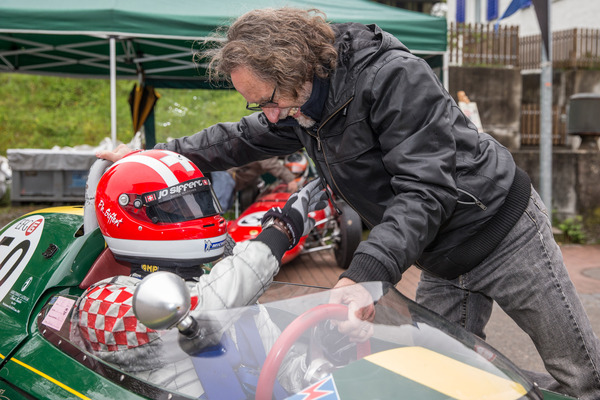 Bild Studer gibt Siffert die letzten Tips vor dem Start