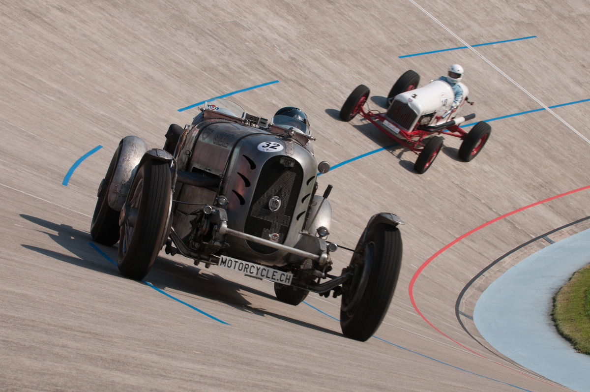 Stutz DV 32 Racer (1930) - in der offenen Rennbahn von Oerlikon - Indianapolis in Oerlikon 2012