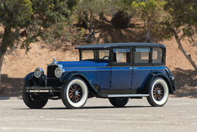 Stutz Vertical Eight Five-Passenger Sedan (1926) - als Lot 276 an der RM Auction Hershey vom 9./10. Oktober 2014