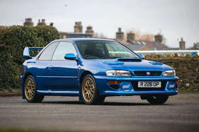 Subaru Impreza 22B STi (1998) - als Lot 429 angeboten anlässlich des Silverstone Auctions Race Retro Versteigerung am 24./25. Februar 2023 (1998)