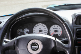 Subaru Impreza GT Turbo (2000) - Tacho bis 260 km/h, Drehzahlmesser mit rotem Bereich ab 7000 Umdrehungen (2000)