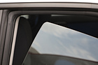 Subaru Impreza WRX STi (2001) - rahmenlose Seitenscheiben vorne und hinten