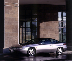 Subaru SVX (1991) - umfangreich verglast