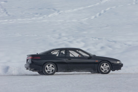 Subaru SVX (1992) - 225 km/h will man auf Schnee nicht unbedingt erreichen Subaru SVX (1992) - 225 km/h will man auf Schnee nicht unbedingt erreichen