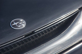 Subaru SVX (1992) - Subaru-Markenzeichen