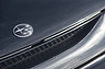 Subaru SVX (1992) - Subaru-Markenzeichen (© Daniel Reinhard, 2020) Subaru SVX (1992) - Subaru-Markenzeichen (© Daniel Reinhard, 2020)