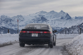 Subaru SVX (1992) - dank Allradantrieb sicher auf Schnee unterwegs Subaru SVX (1992) - dank Allradantrieb sicher auf Schnee unterwegs