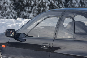 Subaru SVX (1992) - daran, dass nur ein Teil der Scheiben versenkbar sind, muss man sich gewöhnen