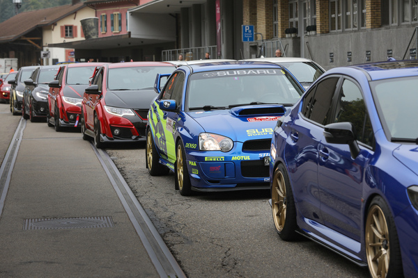 Subaru in Blau, Honda in Rot - Japanese Car Meeting Kemptthal 2025