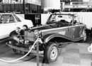 Sun Car  (1982) - am Genfer Automobilsalon von 1982 - Phantasie-Replica mit R5-Mechanik