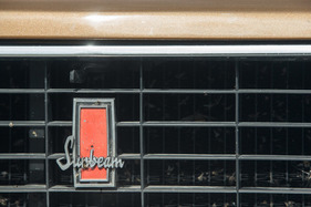 Sunbeam 1500 GT (1973) - Markenlogo im Kühlergrill