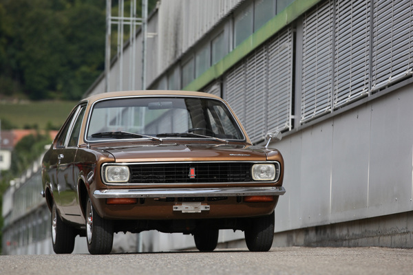 Sunbeam 1500 GT (1973) - das Vinyldach weist auf die teurere Ausführung hin