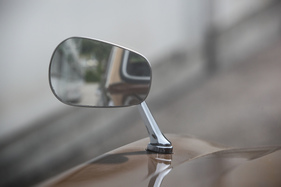 Sunbeam 1500 GT (1973) - weit vorne montierter Aussenspiegel, damals modern