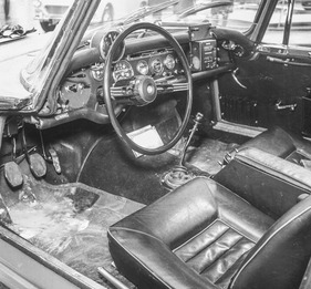 Sunbeam 260 Rallye (1965) - später Tiger genannte schnelle Version des Sunbeam Alpine, hier mit zusätzlichen Uhren für den Einsatz in Rallyes - Genfer Automobilsalon 1965