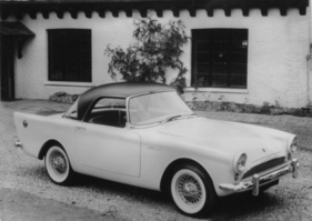 Sunbeam Alpine (1959) - mit "festem Verdeck"