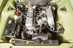 Sunbeam Alpine GT (1970) – In der Ausführung mit zwei Stromberg-Vergasern leistet der 1725 cm3 grosse Vierzylinder 89 PS nach DIN-Messmethode