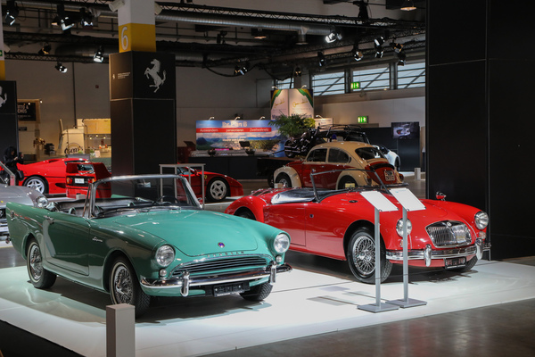 Sunbeam Alpine Serie 1 (1960) - komplett restauriert, gesehen bei der Touring Garage - Auto Zürich 2022