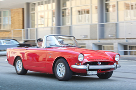 Sunbeam Tiger (1965) - im Anflug - V8-/I6-Hybridtreffen in der Motorworld Kemptthal 2021