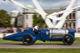 Sunbeam V12 Bluebird (1920) - mit ausgeprägtem Langheck