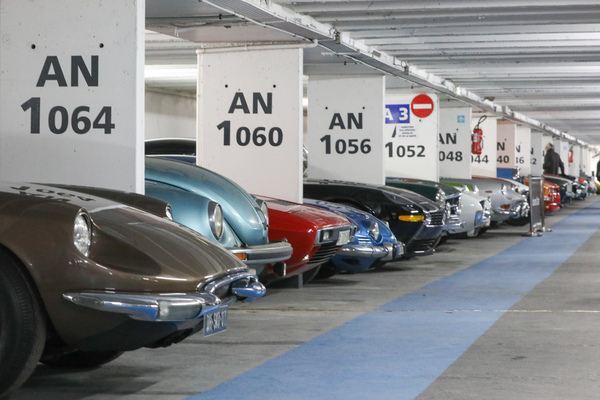 Superklassiker verschiedener Epochen aufgereiht - Bonhams Paris Versteigerung 2025