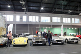 Superklassiker von Mercedes, Porsche und Jaguar in Reih' und Glied - Auto e Moto d'Epoca Padua 2021 Superklassiker von Mercedes, Porsche und Jaguar in Reih' und Glied - Auto e Moto d'Epoca Padua 2021
