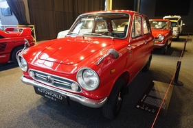 Suzuki Fronte (1969) – Sonderausstellung "Big in Japan" in der Autoworld Brüssel