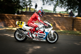 Suzuki RGV 500 (1989) – Goodwood Festival of Speed 2023