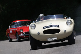 Swallow Doretti Shapecraft (1954) zusammen mit dem Sunbeam Harrington Le Mans (1962) am GP Brugger Schachen 2013