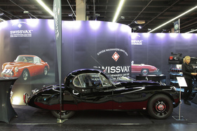 Swissvax lässt den Jaguar XK 120 glänzen - Retro Classics Cologne Köln 2017