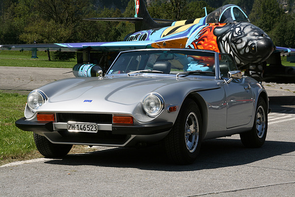 TVR 3000 S (1978) - an die Leistung des Militärfliegers kommt der TVR natürlich nicht heran