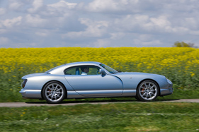 TVR Cerbera 4.2 (1997) - fast 300 km/h schnell wurde die 4,2-Liter-Version gestoppt TVR Cerbera 4.2 (1997) - fast 300 km/h schnell wurde die 4,2-Liter-Version gestoppt