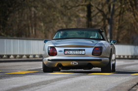 TVR Chimaera 5.0 - Die Rücklichter stammen vom Ford Fiesta der dritten Serie